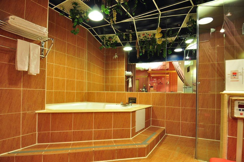 The We Hotel Tajpej Kültér fotó