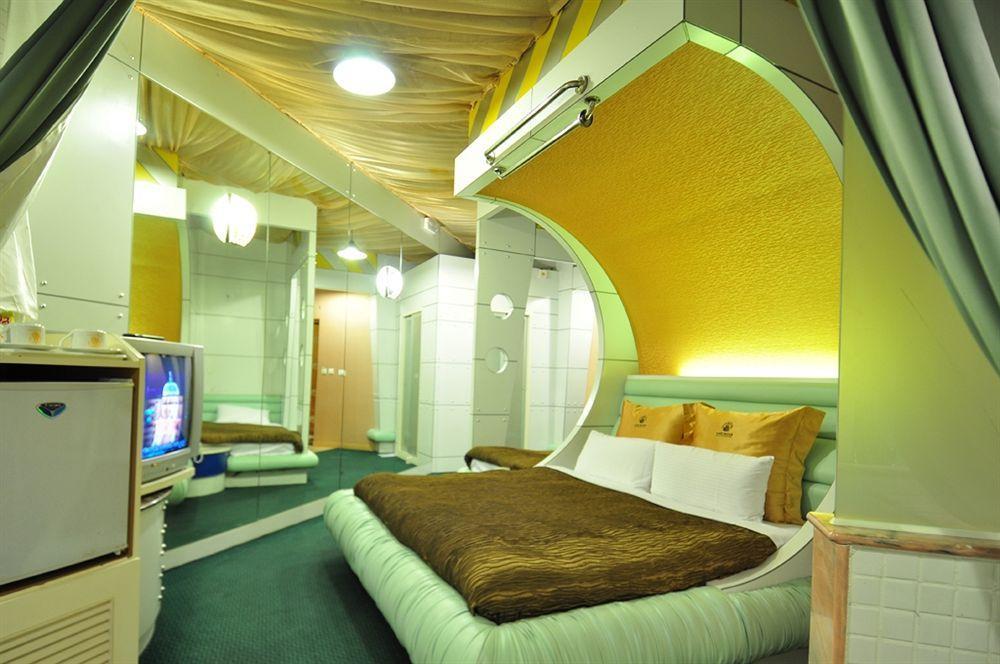 The We Hotel Tajpej Kültér fotó