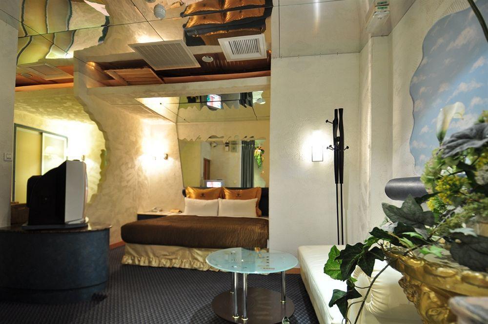 The We Hotel Tajpej Kültér fotó